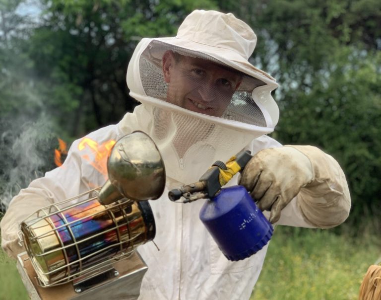 Kingdom bees_Beekeeper Morgan