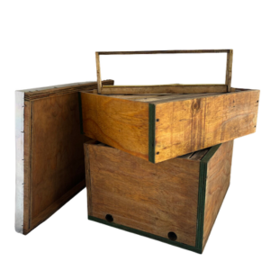 Broodbox and super for sale. Kingdom Bees